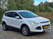 Ford Kuga - 1.6 Titanium Plus Zeer netjes leerbekeleding stoelverwarming