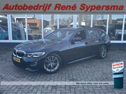 BMW 3-serie - Touring 318i Business Edition | M Pakket | Sfeerverlichting 