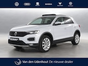 Volkswagen T-Roc - 1.5 TSI 150pk Style Business / Navigatie / Panoramadak / Cam