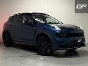 Lynk & Co 01 - 1.5 Plug-in Black Edition Pano Sfeer. CarPlay 360°