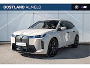 BMW iX - xDrive60 M Sport / Trekhaak / Comfort Access / Soft-Close /