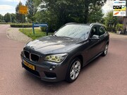 BMW X1 - SDrive20i High Executive / Navi / Pano / Xenon / Leder / NAP