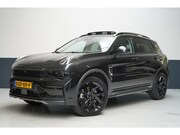 Lynk & Co 01 - 1.5 | Zwart optiek | Panoramadak | Navigatie | Memory | Appl