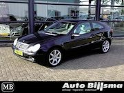 Mercedes-Benz C-klasse - Sportcoupé 230 K. Lederen bekleding, incl nwe apk en onderho