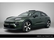 Porsche Macan - 4 100 kWh | Sport Chrono Pakket | Luchtvering | Panoramadak