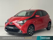 Toyota Aygo - 1.0 VVT-i x-joy | Navigatie | Camera | Dealer Onderhouden | 