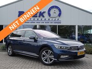 Volkswagen Passat - Variant 2.0 TDI 150PK DSG R-Line NL-AUTO PANO | TREKH. | H-L