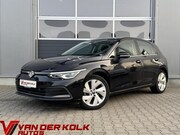 Volkswagen Golf - 1.5 eTSI Style Automaat | Digital Cockpit | LED | CarPlay | 