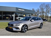 Volvo V60 - T6 AWD 350PK Plug-in Hybrid Essential Bright | NIEUW | 19"LM