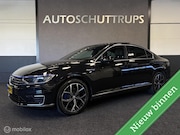 Volkswagen Passat - 1.4 TSI GTE Connected Series Plus PANO / LED / ERGOSTOEL / N