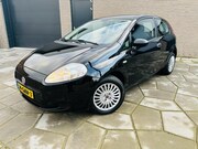 Fiat Punto - Grande 1.2 Active| 3 Drs| Airco| 4 x All-Season | en net ond