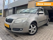 Skoda Roomster - 1.4-16V Ambiente AIRCO PANORAMA LMV NAP APK 9-2026 RIJDT GOE
