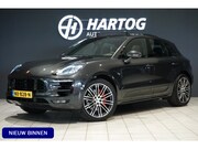 Porsche Macan - 3.6 Turbo *NL AUTO / PORSCHE ONDERHOUDEN* + CARBON / PANO / 