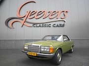 Mercedes-Benz 200-serie - 230CE