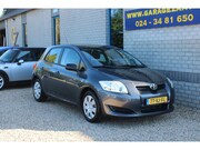 Toyota Auris - 1.4-16V 5DRS Terra Airco Trekhaak