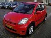 Daihatsu Sirion - 2 apk 11.27 1.0-12V Premium