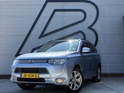 Mitsubishi Outlander - 2.0 PHEV Executive Edition 1e Eigenaar|Camera|Cruise|Trekhaa