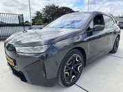 BMW iX - xDrive50 Executive
