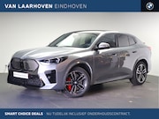 BMW iX2 - eDrive20 High Executive M Sport / Panoramadak / Trekhaak / S