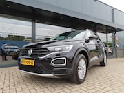Volkswagen T-Roc - 1.5 TSI DSG Ecc Acc Led 2x Pdc Panorama Dak 2020