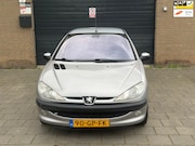 Peugeot 206 - 1.4 Gentry Automaat Apk Clima trekhaak