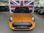MINI Cooper - 3-Deurs 1.5 Chili Serious Business ( 6 MAANDEN GAR