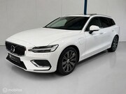 Volvo V60 - 2.0 T8 Twin Engine AWD Inscription PANO/LEER