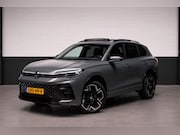 Volkswagen Tiguan - 1.5 eTSI R-Line|Pano|Massage|Trekh|IQ