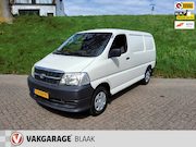 Toyota HiAce - 2.5 D-4D KWB Comfort met AIRCO