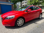 Volvo V40 - 1.6 D2 Summum Leder Panorama Cruise Red Edition