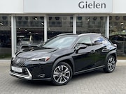 Lexus UX - 250h Preference Line | Nieuwe multimedia, 18 inch, Dodehoekh