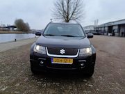 Suzuki Grand Vitara - 4WD , TREKHAAK 2.0-16V JLX