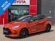 Toyota Yaris - 1.5 Hybrid Executive PDC HUD SPORTSTOELEN STOELVERWARMING BI