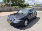 Audi A4 - 1.6 Advance Automaat