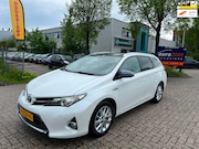 Toyota Auris - 1.8 Hybrid Lease - PANORAMA