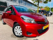 Toyota Yaris - 1.0 VVT-i Aspiration 5 DEURS AIRCO CAMERA NETTE