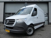 Mercedes-Benz Sprinter - 215 CDI L2H2 Airco, Camera, Navigatie , Trekhaak , 3-Zits.