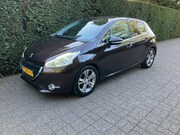 Peugeot 208 - 1.4 VTi Allure