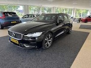 Volvo V60 - 2.0 T4 R-Design