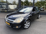 Opel Astra - 1.6 Executive