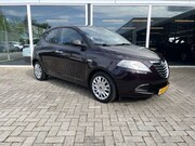 Lancia Ypsilon - 0.9 TwinAir Silver Airco / Cruise