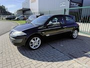 Renault Mégane - 1.6-16V Dynamique Automaat