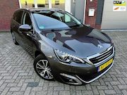 Peugeot 308 - SW 1.2 Blue Lease Premium / Pano / Riem vv / Navi / PDC / AU