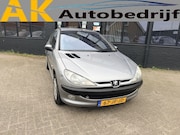 Peugeot 206 - 1.4 Gentry AUTOMAAT Airco