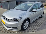 Volkswagen Touran - 1.4 TSI Connected Series 7p