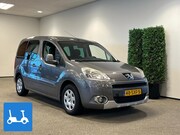 Peugeot Partner - incl. interieurlift / kofferbaklift (marge) rolstoel los mee