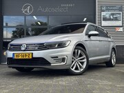 Volkswagen Passat - Variant 1.4 TSI GTE Pano | CarPlay | Trekhaak