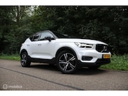 Volvo XC40 - 2.0 T5 AWD R-Design Intro Edition | Pano | H&K |