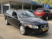 Volvo V70 - 2.5T 231pk Momentum Model 12 Xenon