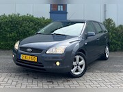 Ford Focus - 1.6 74KW Trend Airco/Trekhaak